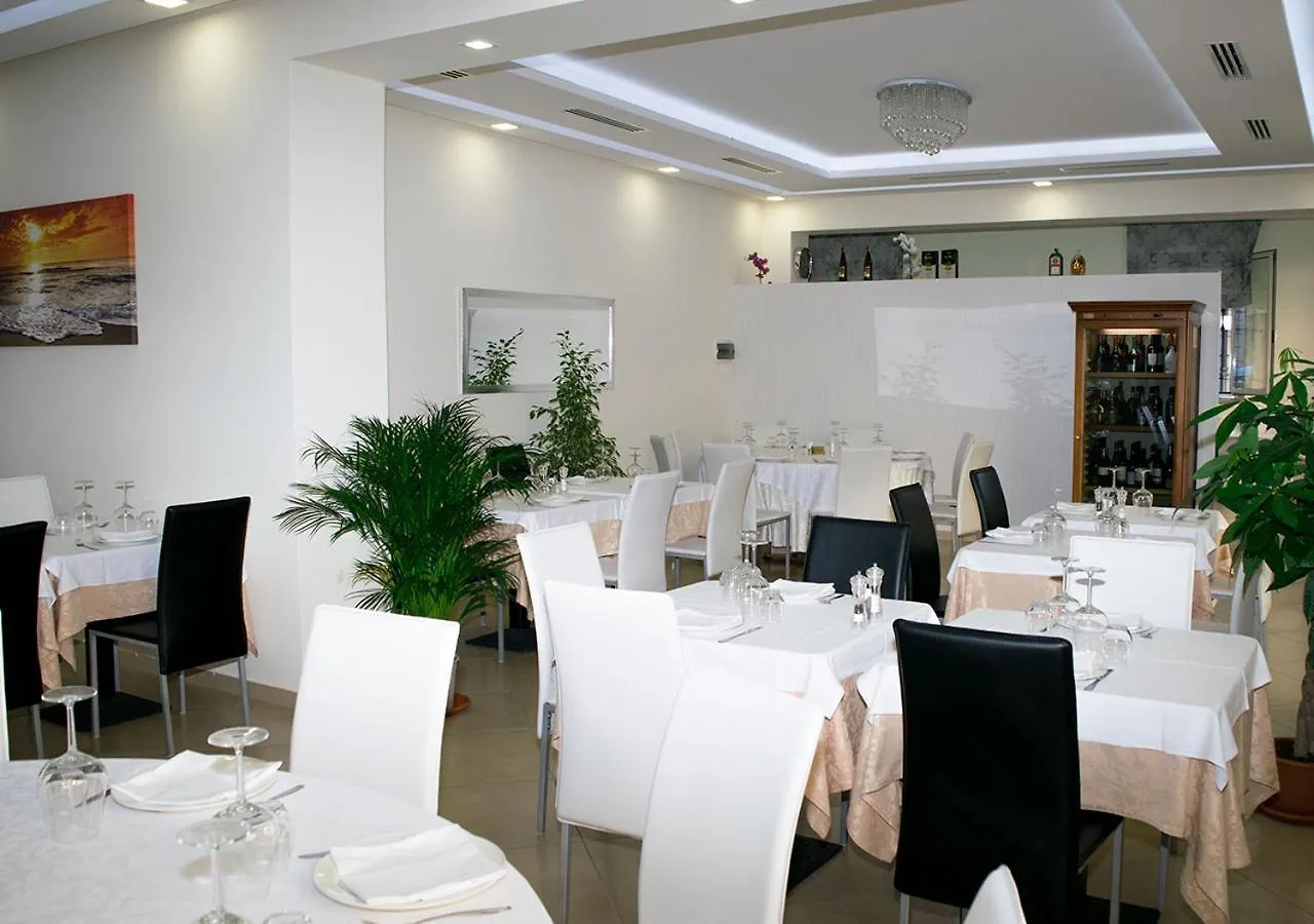 Cristal Rooms Placência Itália